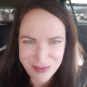 Meet your Posher, Karolyn